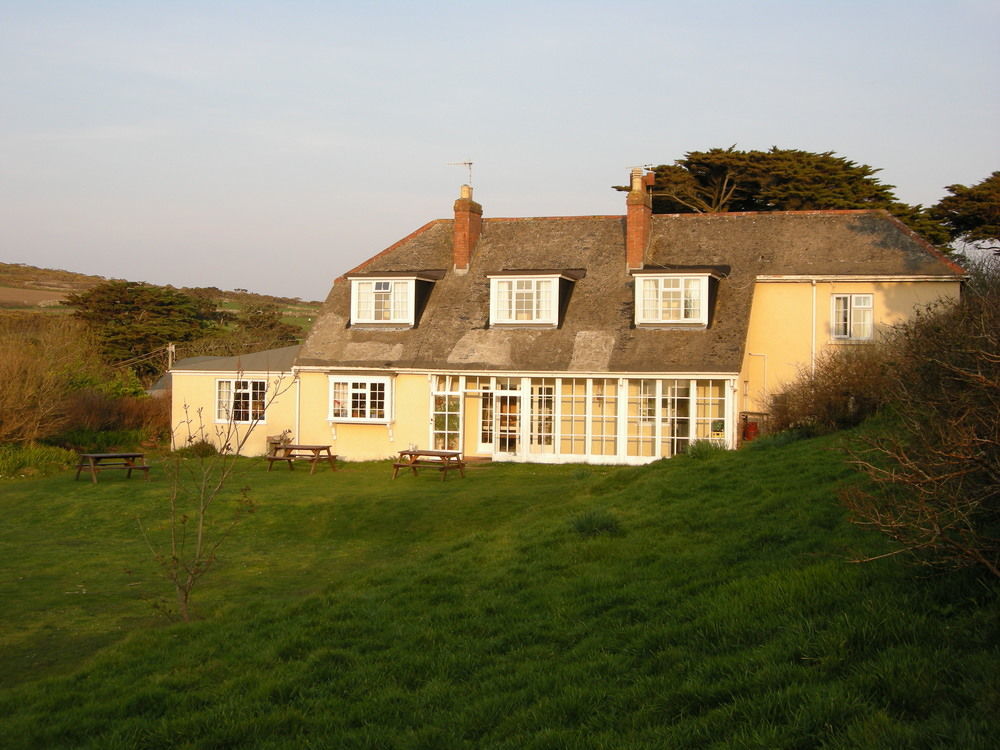 Yha Land'S End - Cot Valley Albergue St Just Exterior foto